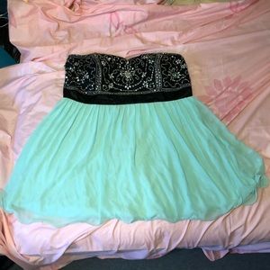 Plus size homecoming dress